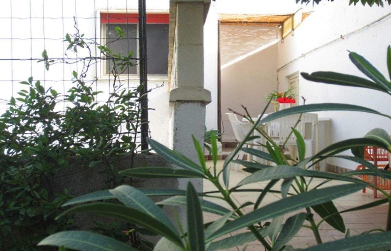 Bilocale Con Spazio Verde 莱乌卡 外观 照片
